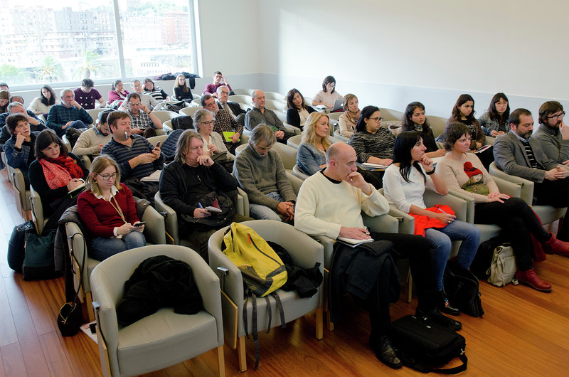 The Master students attended a talk about Catalonia.