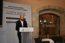 Mikel Biain, alcalde de Oñati, durante la inauguración